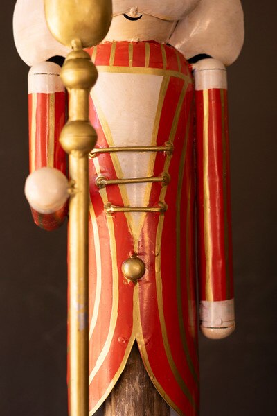 Painted Metal Nutcracker Figures on Wood Bases - Set of 2 - product photo 4